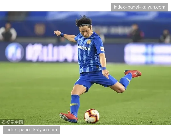 赛后绕场致谢，38岁老将汪嵩坦言尚未考虑退役时间