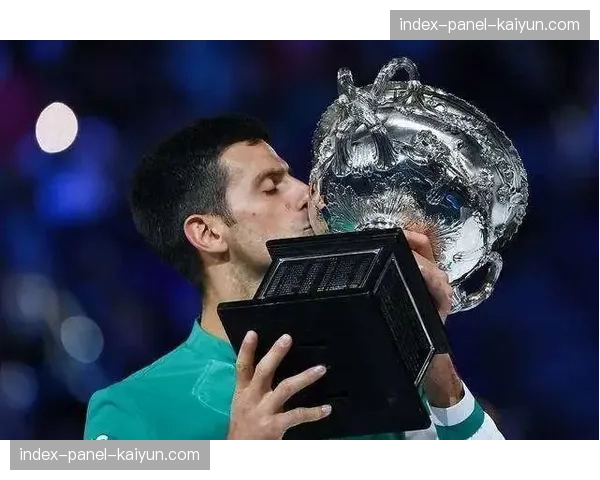 纳达尔亲自引荐斯瓦泰克试水拉杜卡努前教练 纳达尔亲自引荐斯瓦泰克试水拉杜卡努前教练